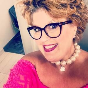 Meet your Posher, Becky